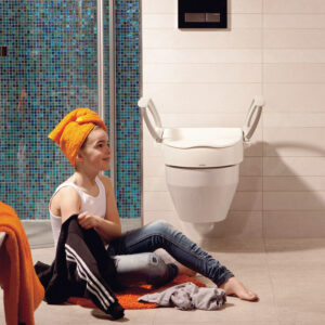 Etac Cloo Toilet Raiser with Armrests - Image 2
